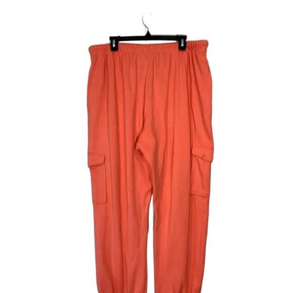 BP. Plus Size Tie Waist Cargo Sweatpants  in Coral Camelia - Picture 5 of 10